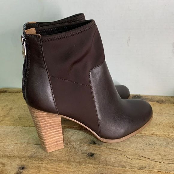 Adrienne Vittadini booties. brown leather Ratti Boots Heeled boots. - Picture 3 of 11